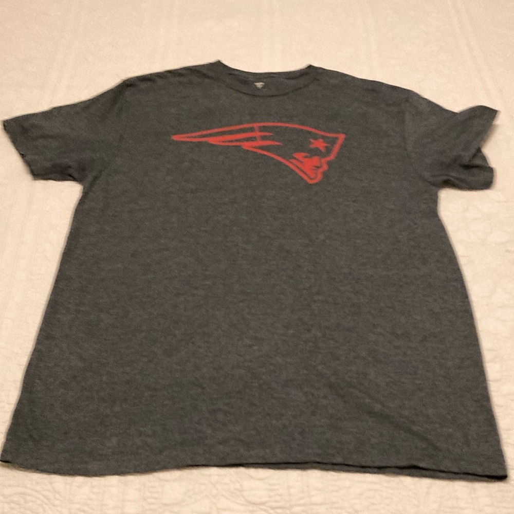 Fanatics New England Patriots Mac Jones 10 Men’s Gray T-shirt Size Large